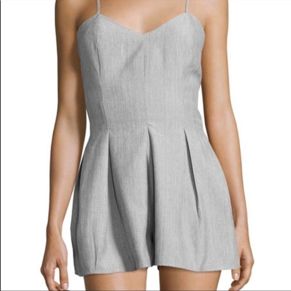 Romeo and Juliet Couture Romper Spaghetti Strap Zipper Gray NWT Women's Large - Picture 2 of 13